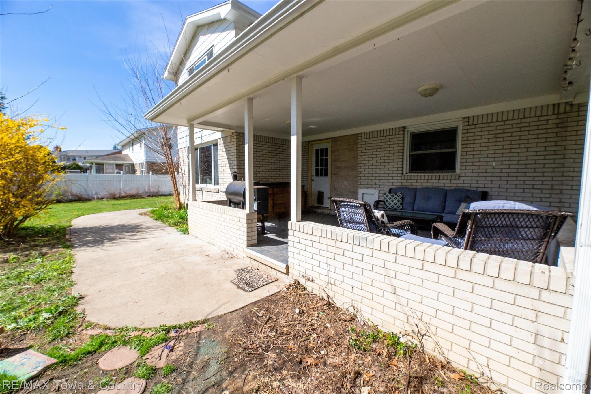 1379 Kennebec Road Grand Blanc, MI 48439 - Photo 48 of 52 49.jpg
