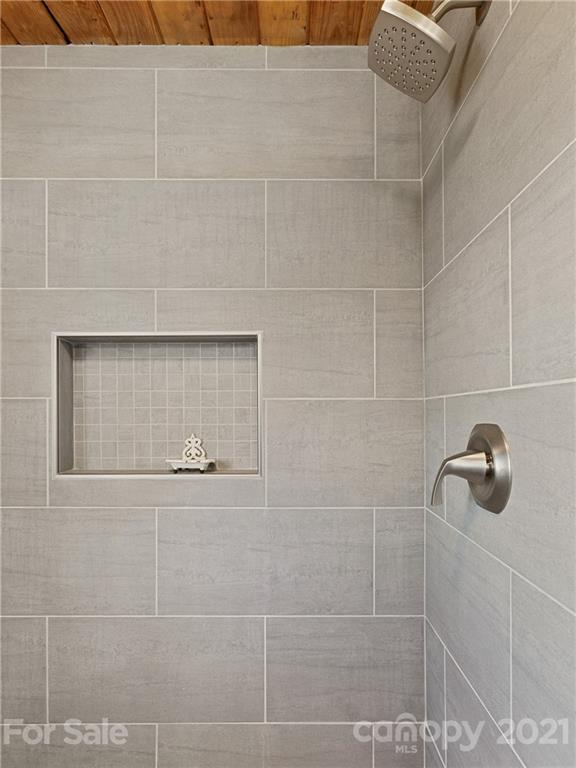 222 Valley View Lane Tryon, NC 28782 - Photo 26 of 44 Gallery Image 26