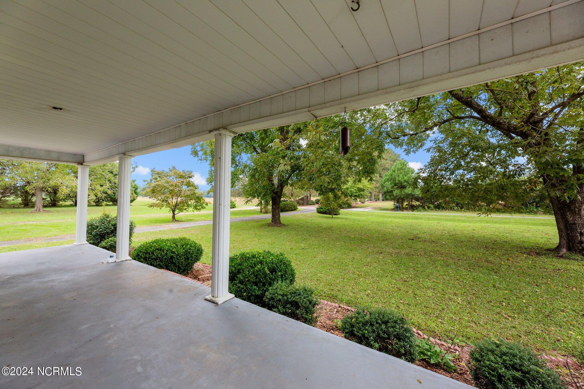 4687 Neuse Road Kinston, NC 28501 - Photo 37 of 53 40-web-or-mls-_S0A7031