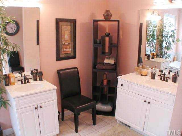 1712 Carpenter Pond Road Raleigh, NC 27613 - Photo 11 of 25 Photo 11