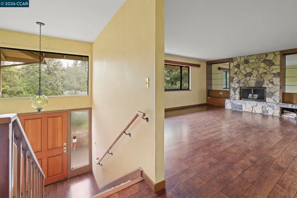 $1,350,000 | 31 Oak Knoll Loop, Walnut Creek, CA 94596