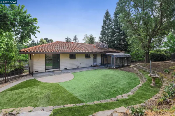 $1,350,000 | 31 Oak Knoll Loop, Walnut Creek, CA 94596