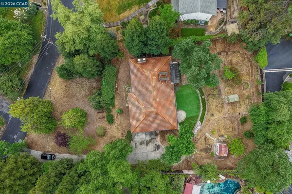 $1,350,000 | 31 Oak Knoll Loop, Walnut Creek, CA 94596