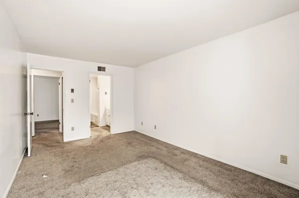 $99,000 | 8657 North 72nd Street, Milwaukee, WI 53223