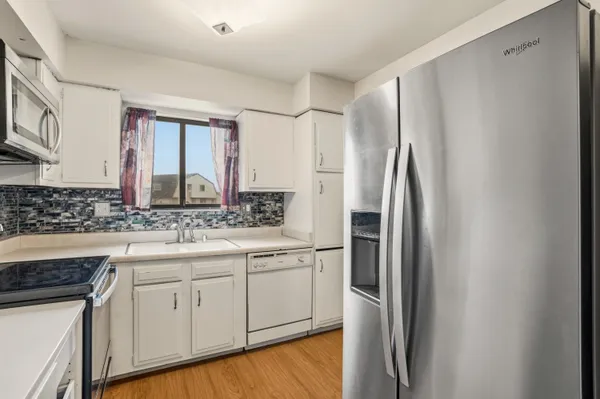 $99,000 | 8657 North 72nd Street, Milwaukee, WI 53223