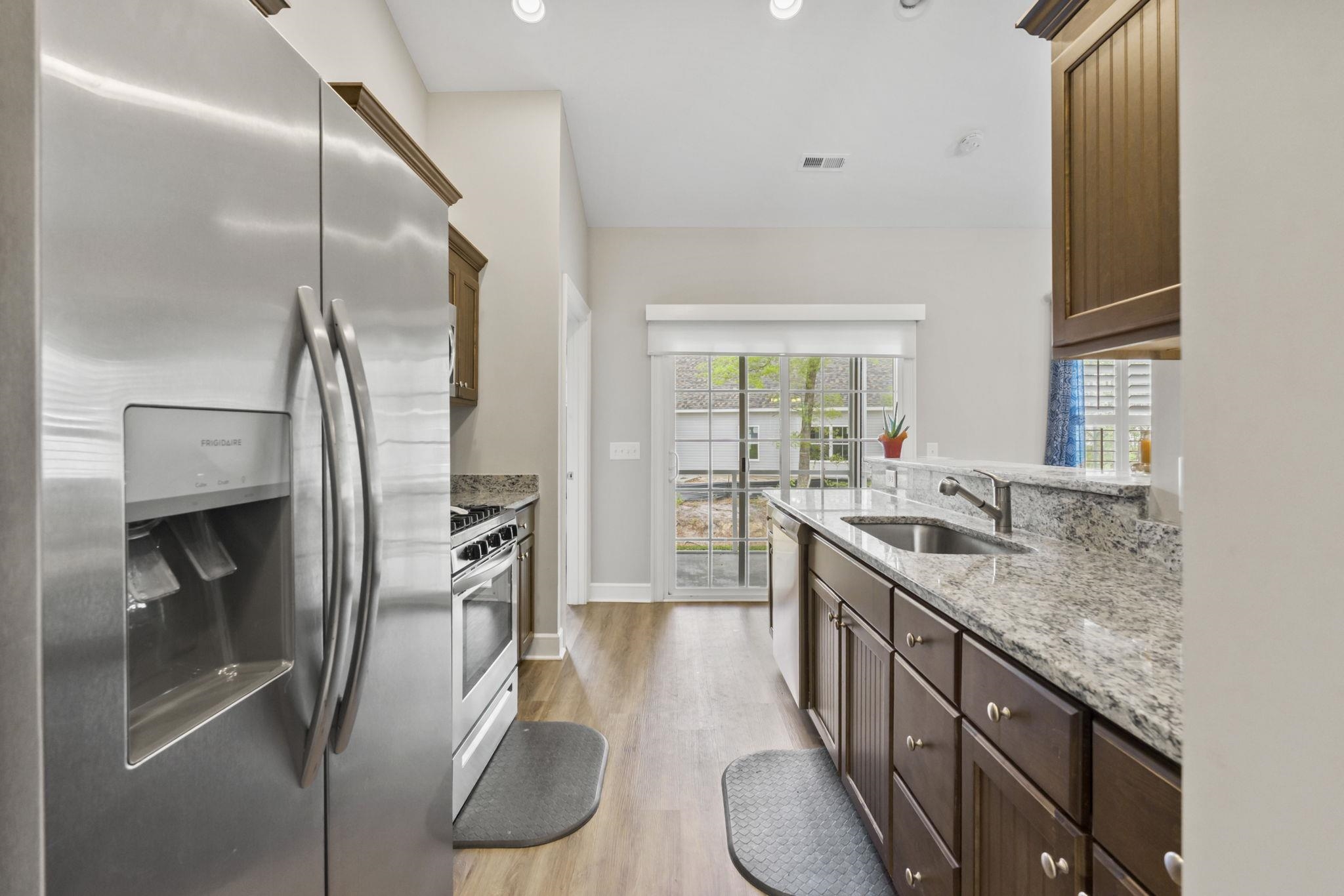 532 Whiddy Loop Conway, SC 29526 - Photo 11 of 38