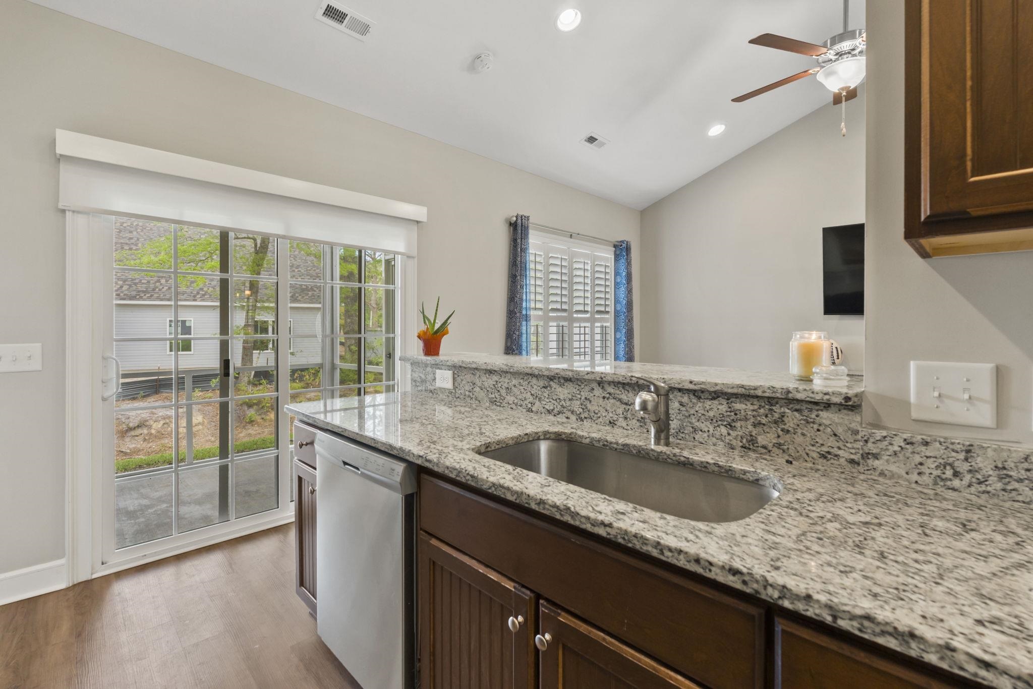 532 Whiddy Loop Conway, SC 29526 - Photo 12 of 38