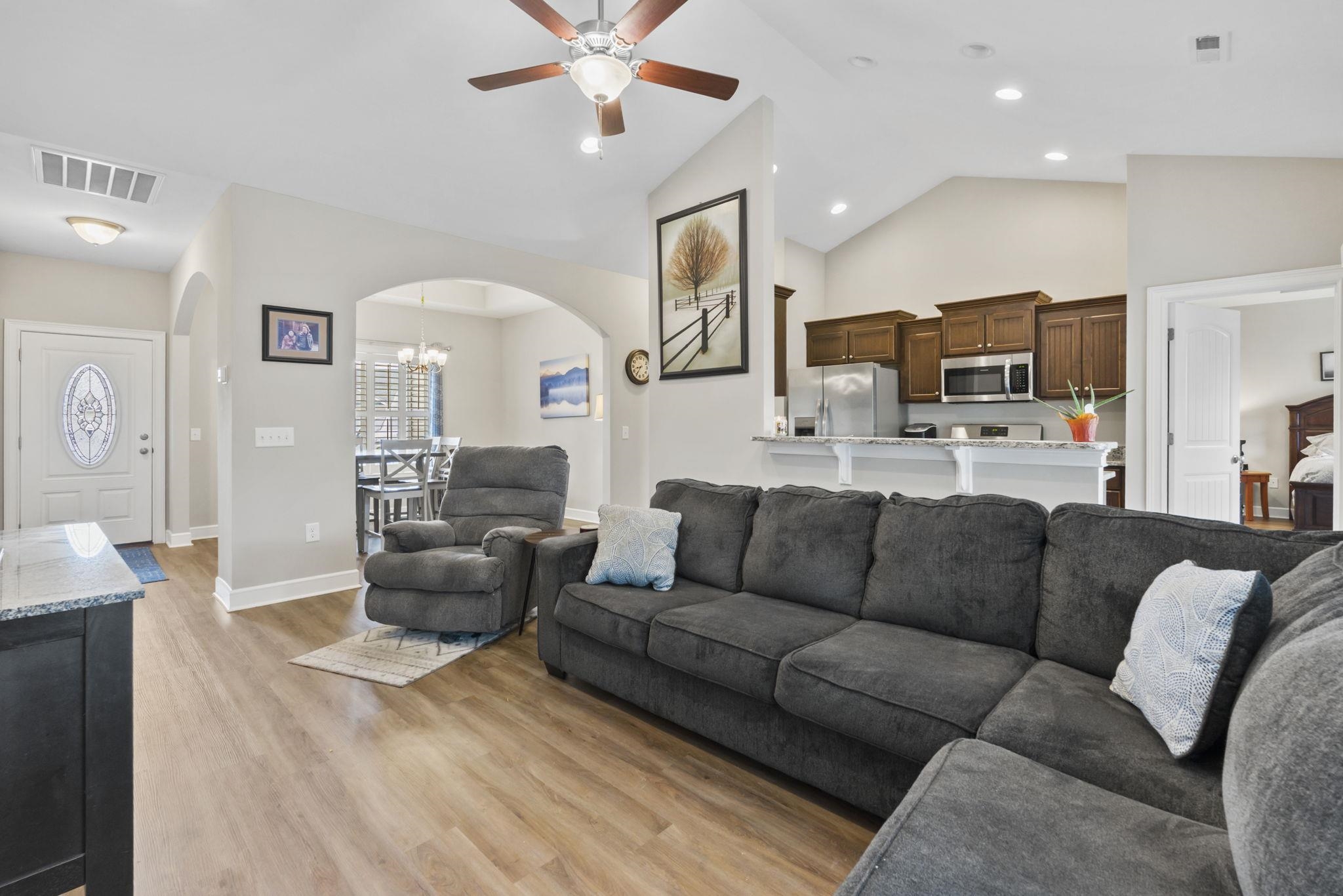 532 Whiddy Loop Conway, SC 29526 - Photo 7 of 38