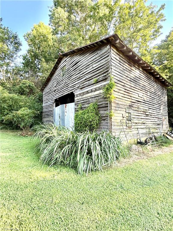 5354 Amick Road Julian, NC 27283 - Photo 6 of 41 Gallery Image 6