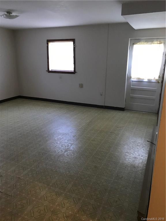 628 Loray Farm Road Dallas, NC 28034 - Photo 25 of 35 a view of room and window