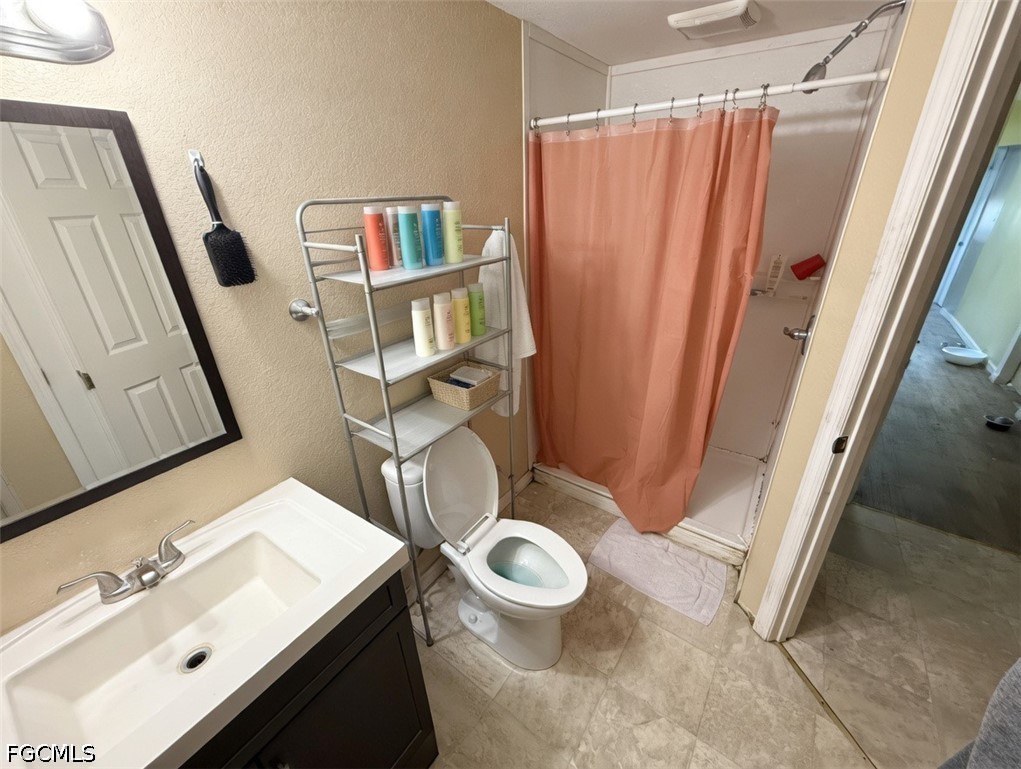 815 Riverside Drive Moore Haven, FL 33471 - Photo 9 of 11