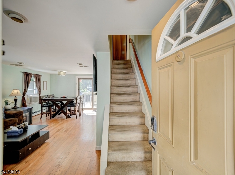 205 Main Road Montville, NJ 07045 - Photo 6 of 28