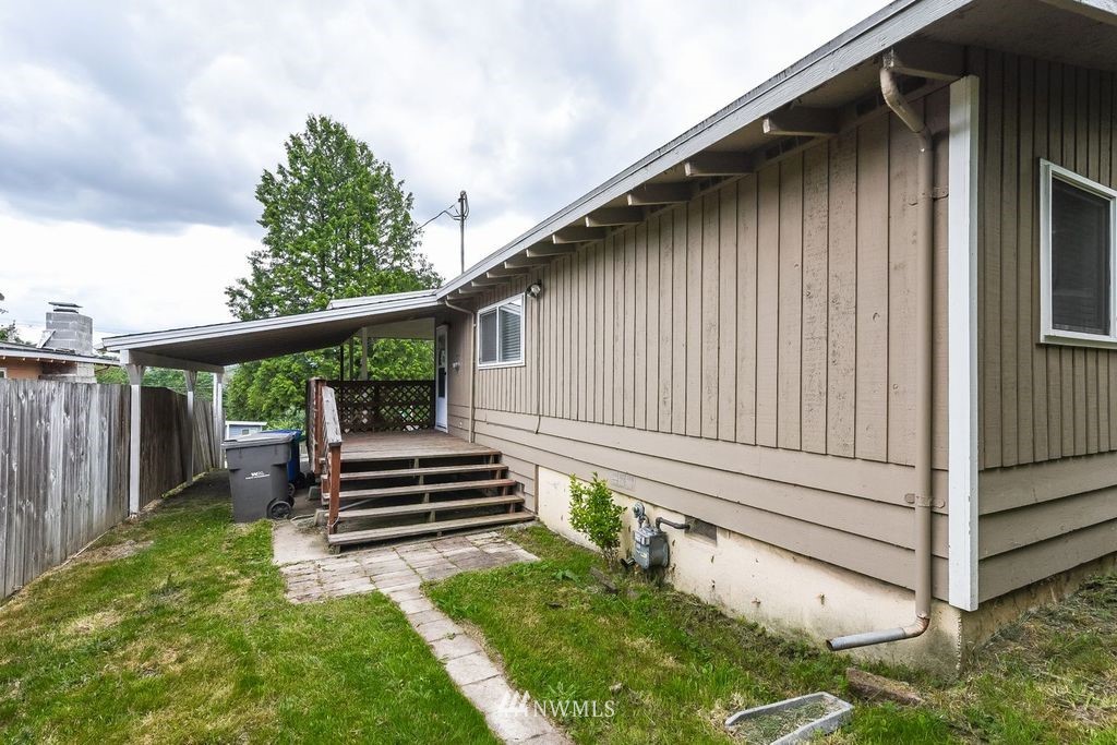 515 Lind Avenue Northwest Renton, WA 98057 - Photo 18 of 19