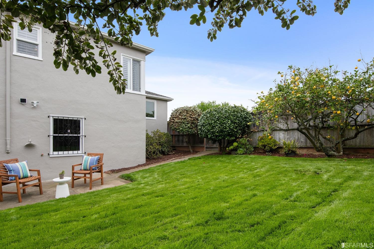 100 Meadowbrook Drive San Francisco, CA 94132 - Photo 37 of 40