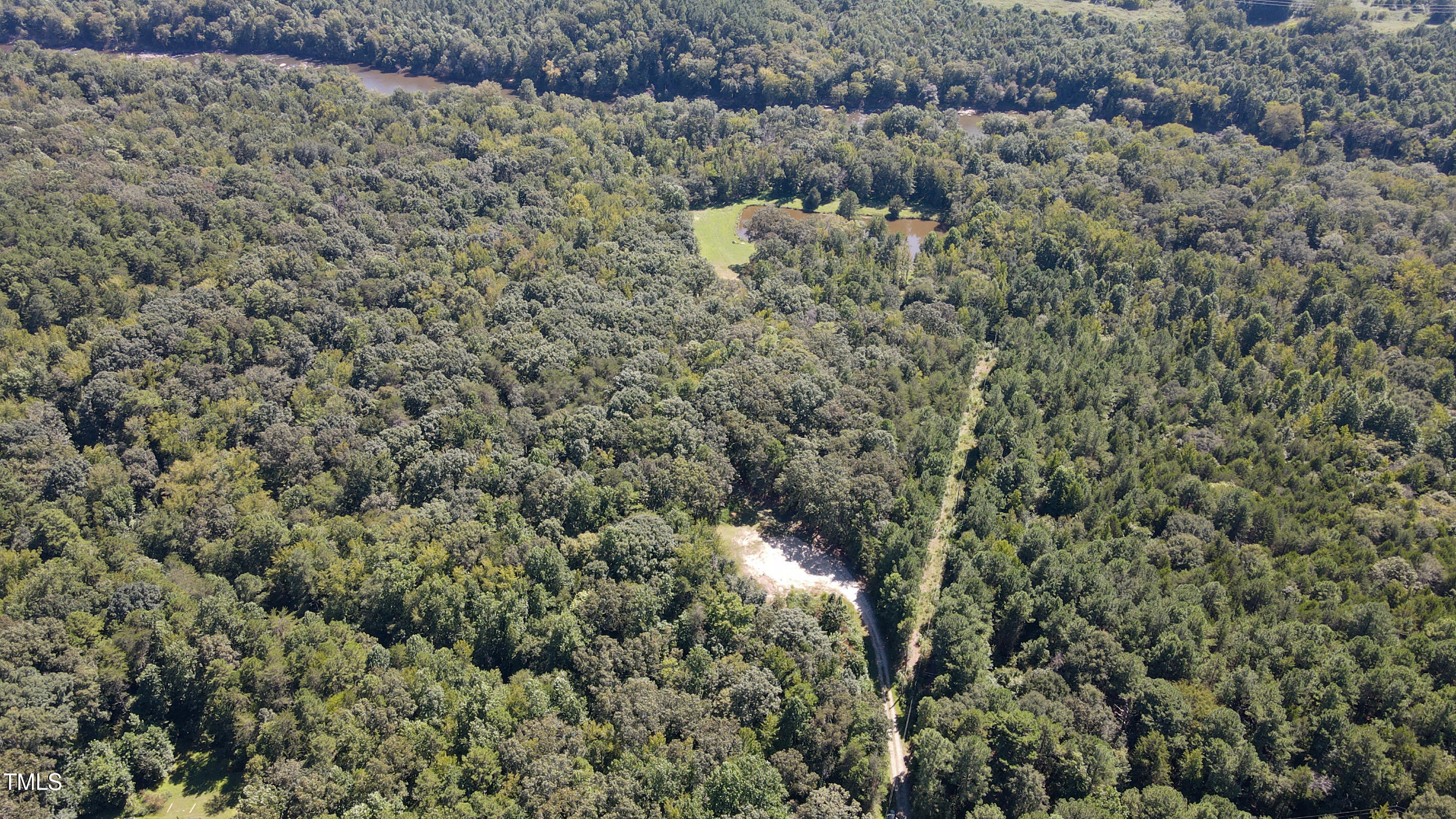 884 Windsor Road Chapel Hill, NC 27516 - Photo 4 of 10 DJI_0274