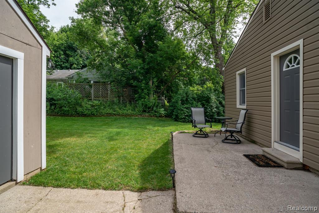 3077 York Road Rochester Hills, MI 48309 - Photo 22 of 25