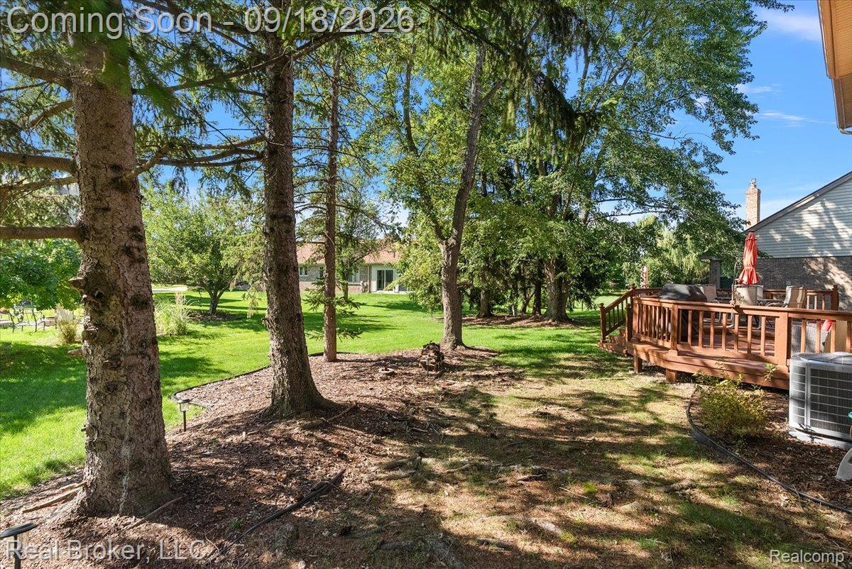 44744 Danbury Road Canton, MI 48188 - Photo 44 of 62 05-44744 Danbury-5.jpg