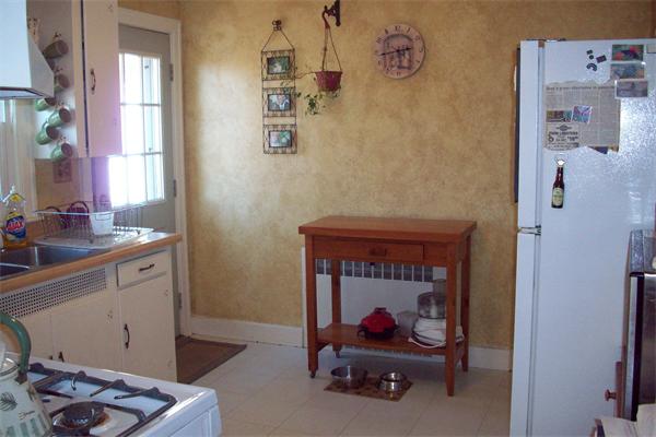 7 Birmingham Road Worcester, MA 01606 - Photo 6 of 18 Gallery Image 6