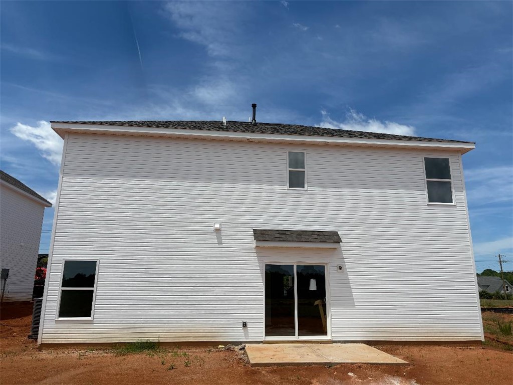 129 Cedar Shoals Easley, SC 29640 - Photo 3 of 31 Newly constructed home with fresh siding offers clean lines and a promising foundation for outdoor living.