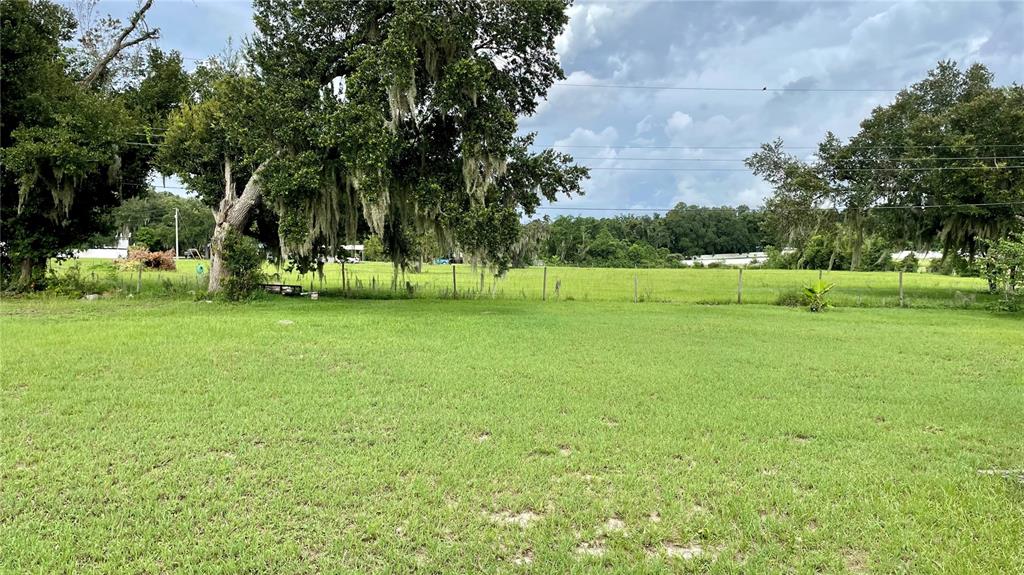 4107 Timberlake Road East Lakeland, FL 33810 - Photo 32 of 33 Gallery Image 32