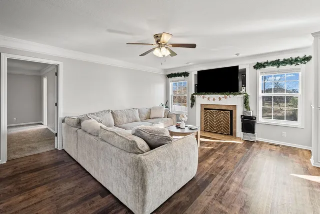 $2,995 | 2499 Old Timber Court, Clarksville, TN 37042