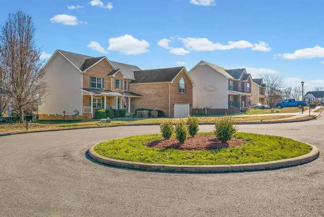 $2,995 | 2499 Old Timber Court, Clarksville, TN 37042