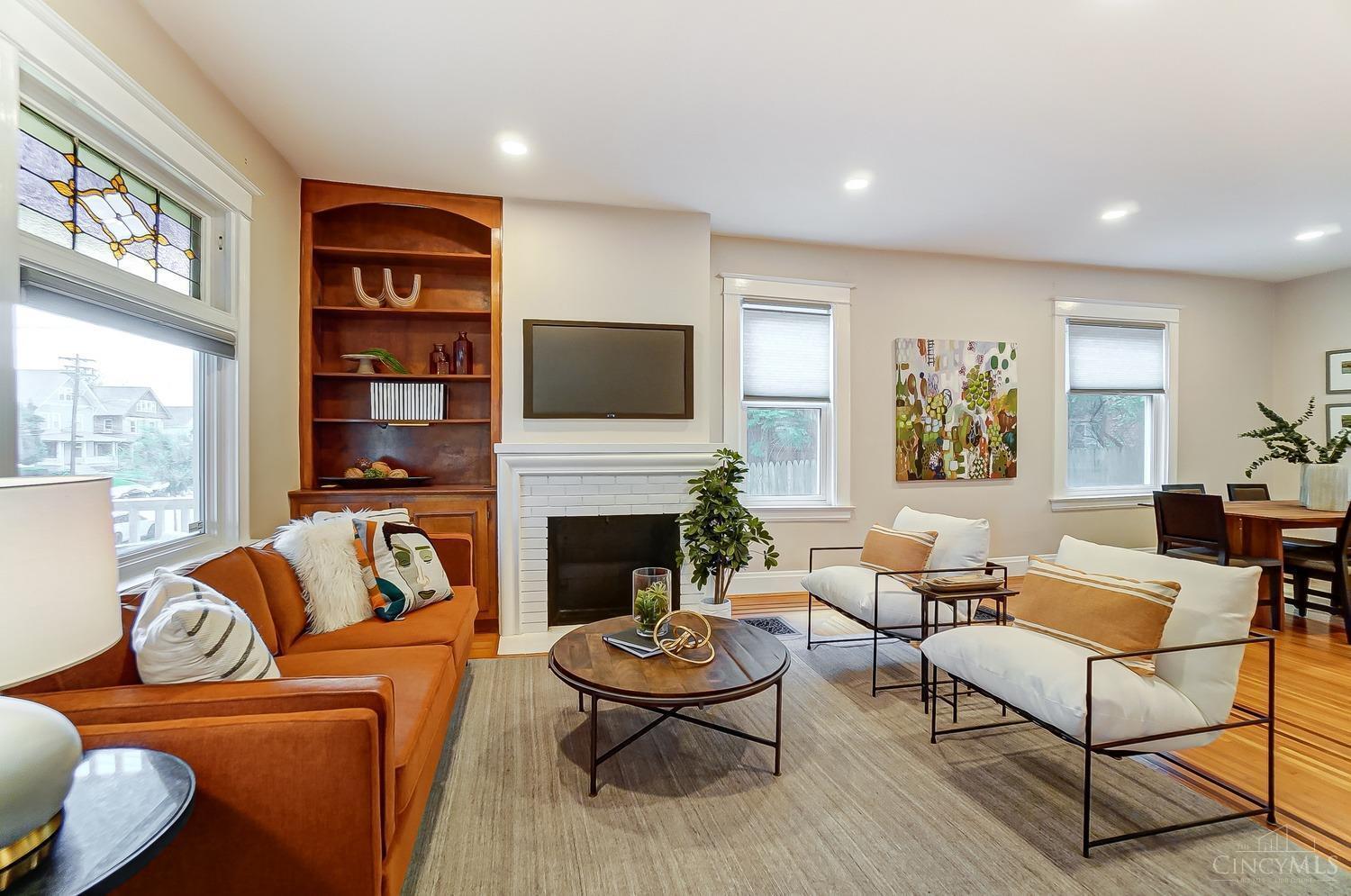 3575 Edwards Road Cincinnati, OH 45208 - Photo 4 of 22 Gallery Image 4