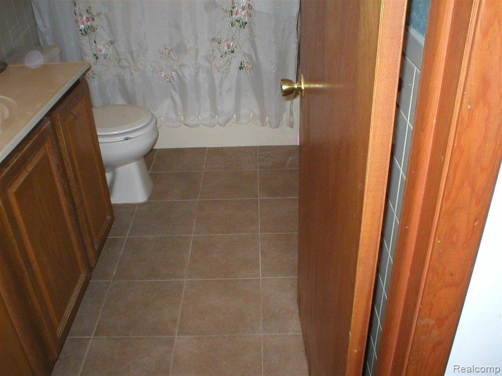 8201 S Eston bathroom tile floor