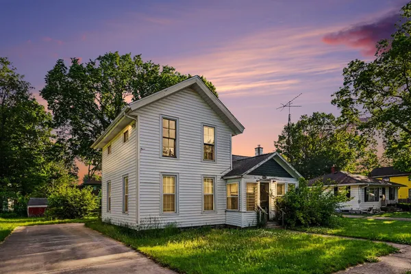 $129,900 | 307 State Street, Vicksburg, MI 49097