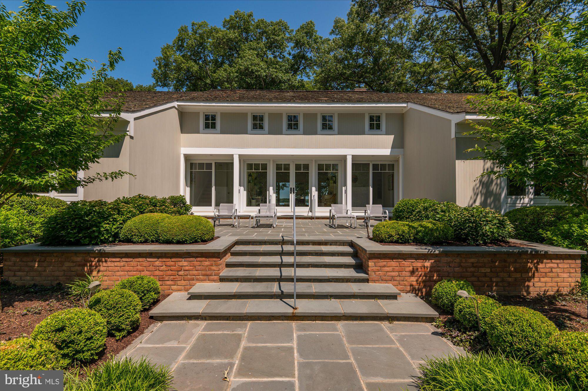 7872 Bozman Neavitt Road Bozman, MD 21612 - Photo 4 of 51 Custom Designed and Built 2006