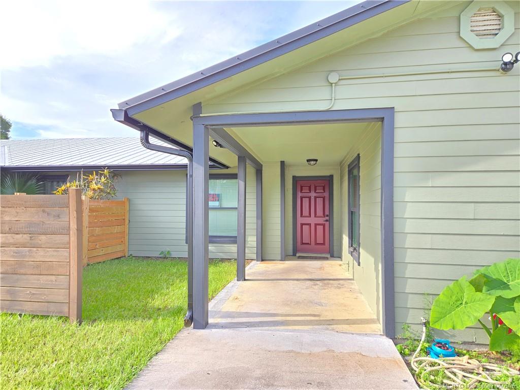 4508 Southeast Salvatori Road Stuart, FL 34997 - Photo 2 of 28