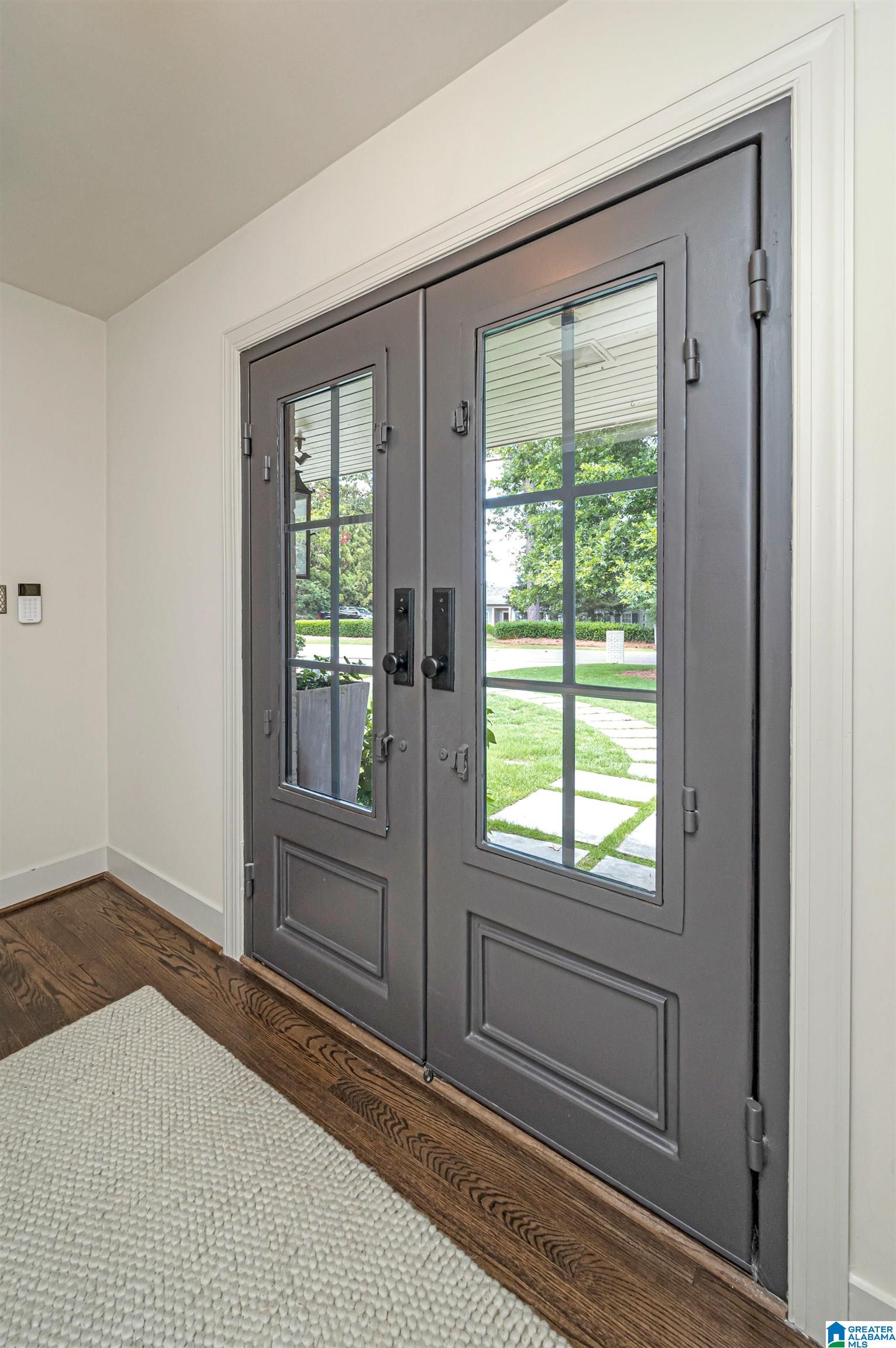 1733 Wellington Road Birmingham, AL 35209 - Photo 5 of 55