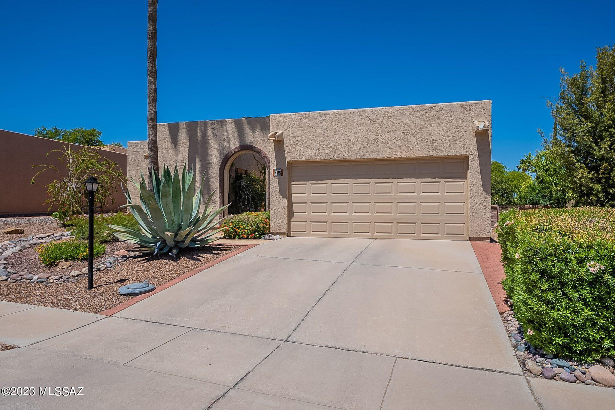 700 West Rio-Altar Green Valley, AZ 85614 - Photo 2 of 36 Gallery Image 2