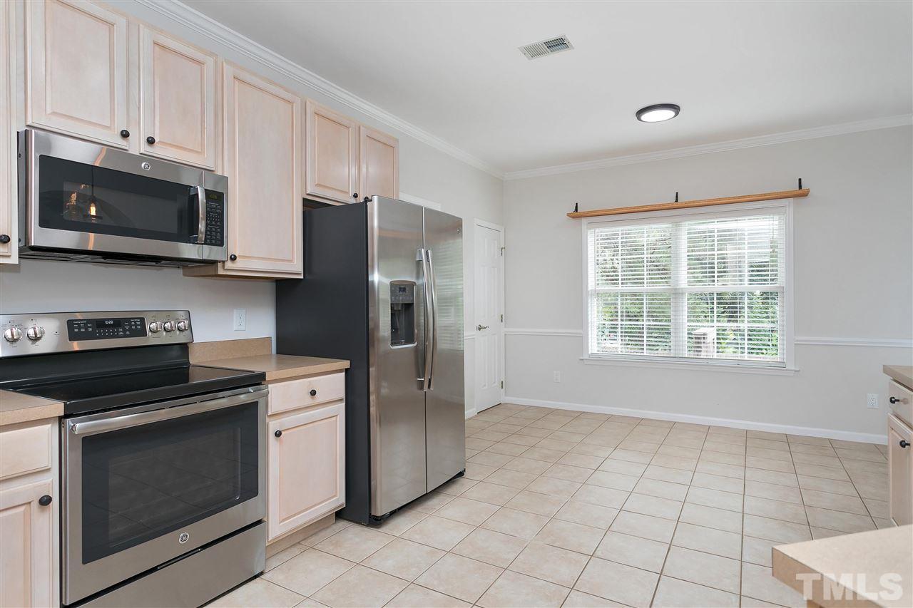 327 Seastone Street Raleigh, NC 27603 - Photo 5 of 30 Gallery Image 5