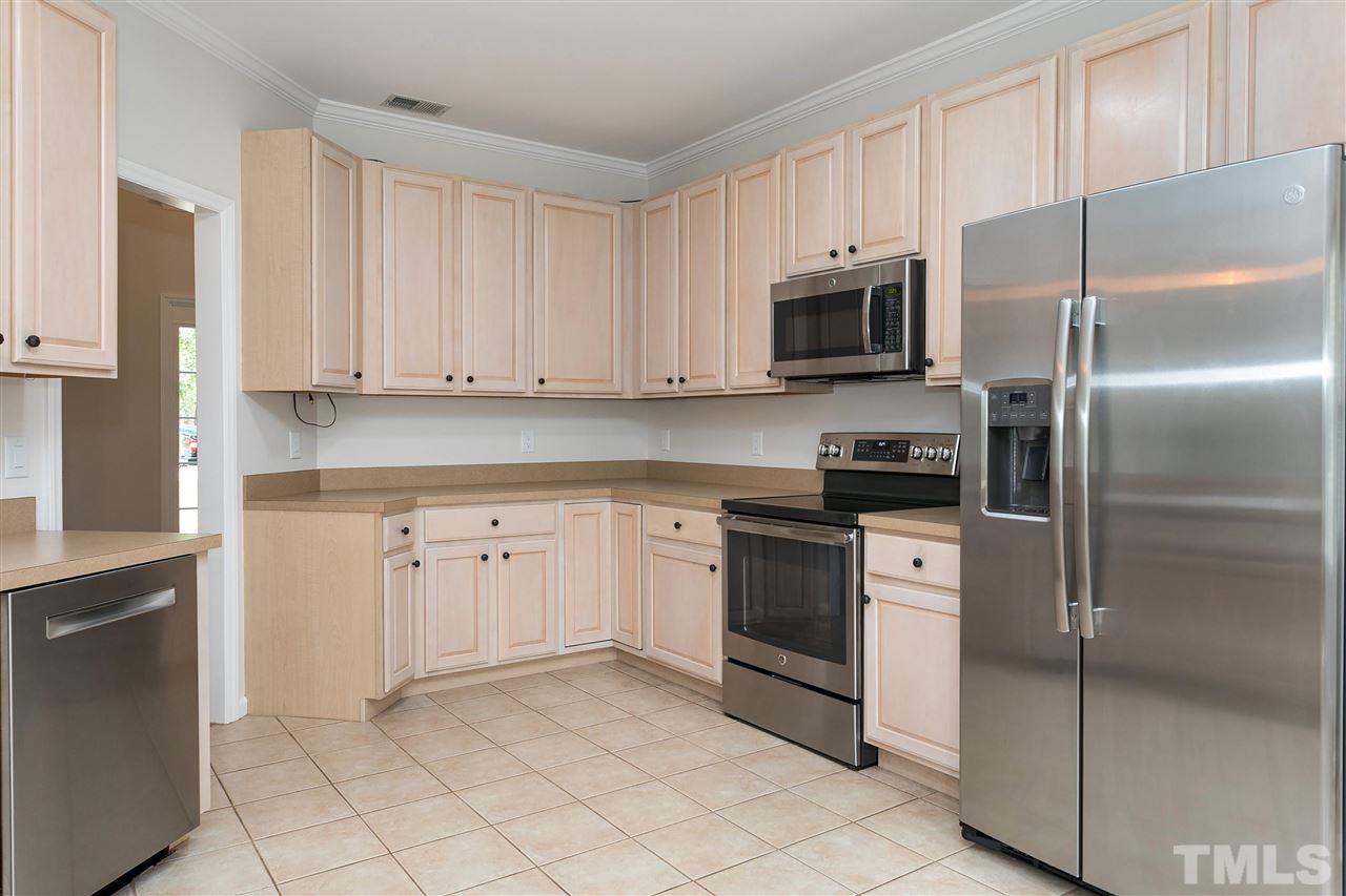 327 Seastone Street Raleigh, NC 27603 - Photo 7 of 30 Gallery Image 7