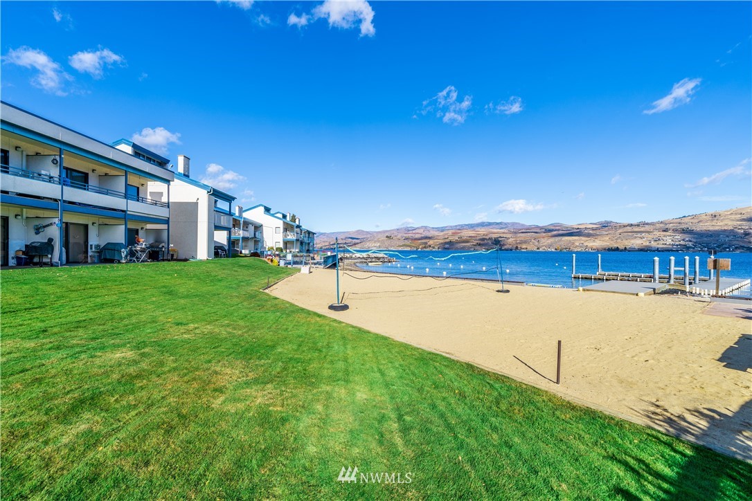 60 South Lakeshore Road Chelan, WA 98816 - Photo 1 of 25 Gallery Image 1