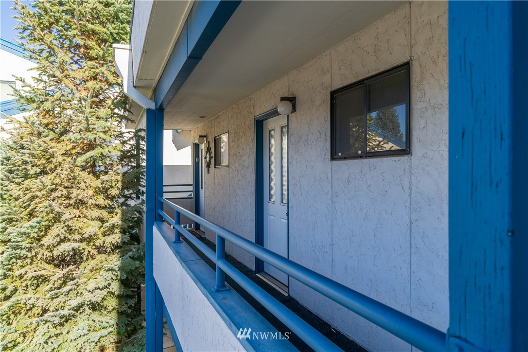 60 South Lakeshore Road Chelan, WA 98816 - Photo 13 of 25 Gallery Image 13