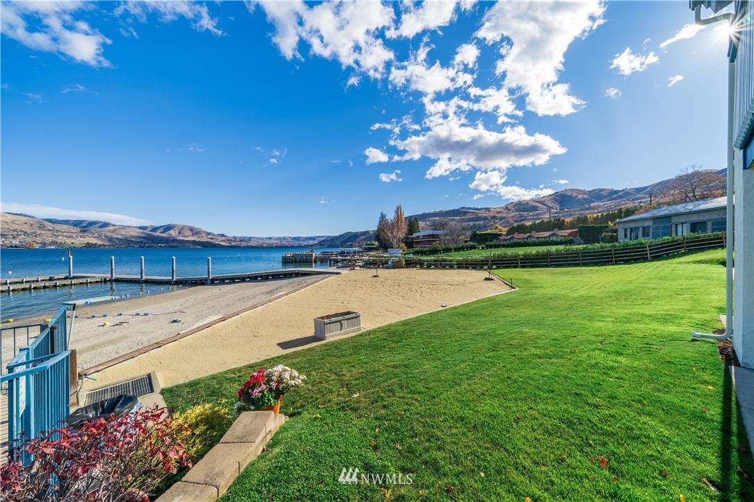 60 South Lakeshore Road Chelan, WA 98816 - Photo 17 of 25 Gallery Image 17