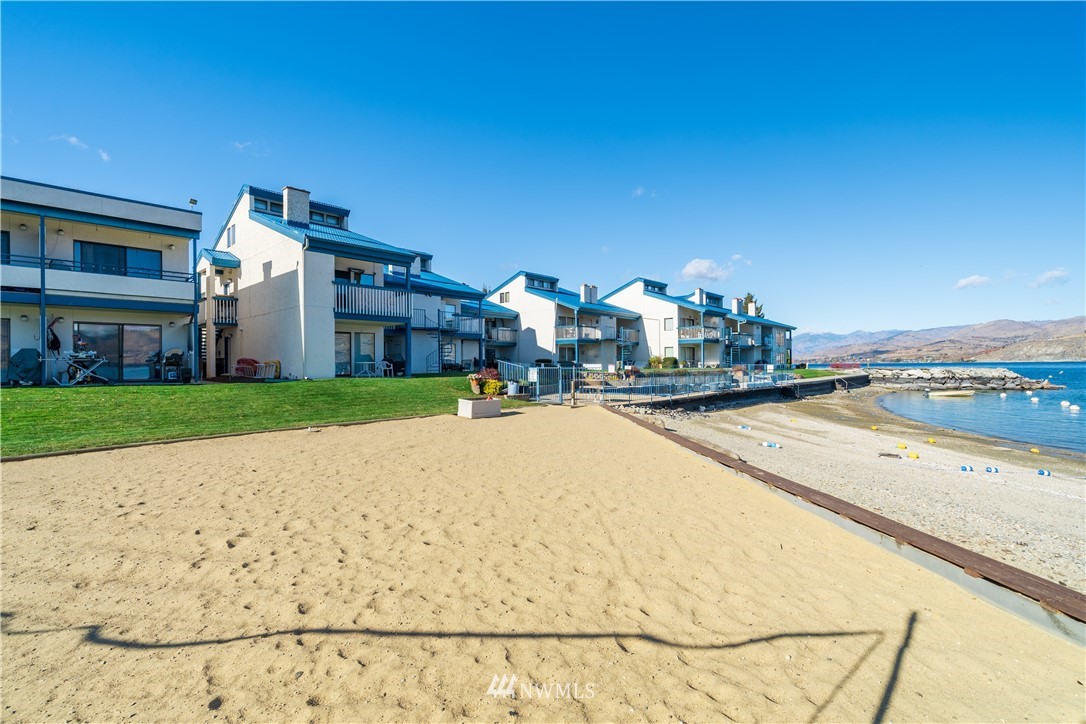 60 South Lakeshore Road Chelan, WA 98816 - Photo 20 of 25 Gallery Image 20
