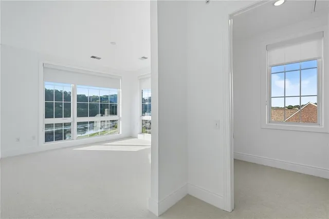 $1,433,000 | 1 1st Street, Unit 413, Oakmont, PA 15139