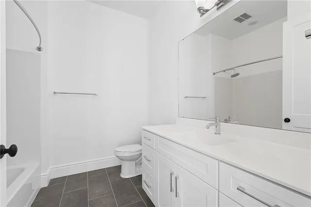 $1,433,000 | 1 1st Street, Unit 413, Oakmont, PA 15139