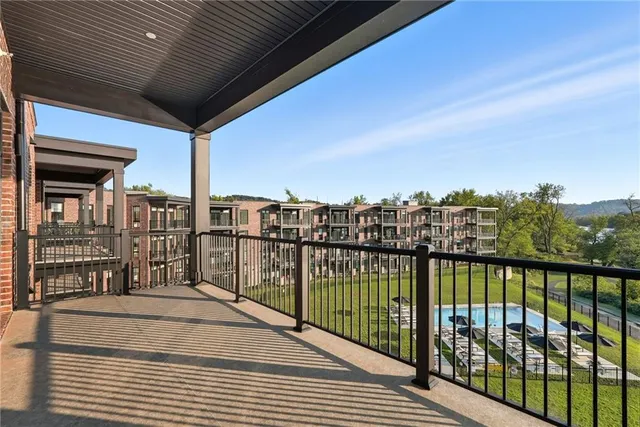 $1,433,000 | 1 1st Street, Unit 413, Oakmont, PA 15139