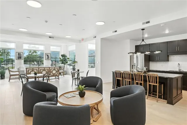 $1,433,000 | 1 1st Street, Unit 413, Oakmont, PA 15139