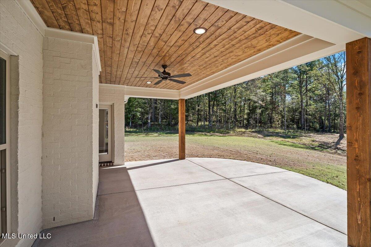 14691 Hidden Loop Byhalia, MS 38611 - Photo 47 of 66 Rear covered porch a
