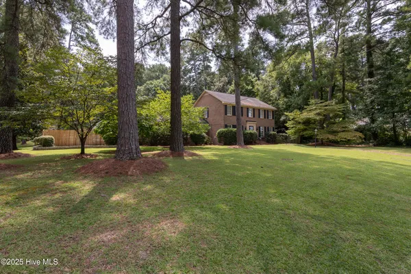 $397,000 | 401 Martinsborough Road, Greenville, NC 27858