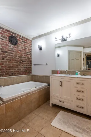 $399,000 | 401 Martinsborough Road, Greenville, NC 27858