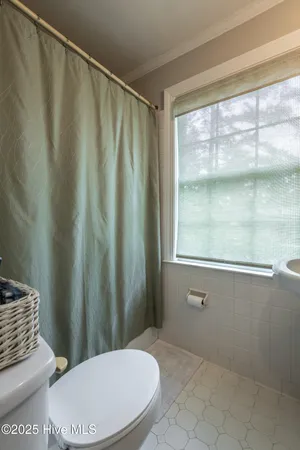 $397,000 | 401 Martinsborough Road, Greenville, NC 27858