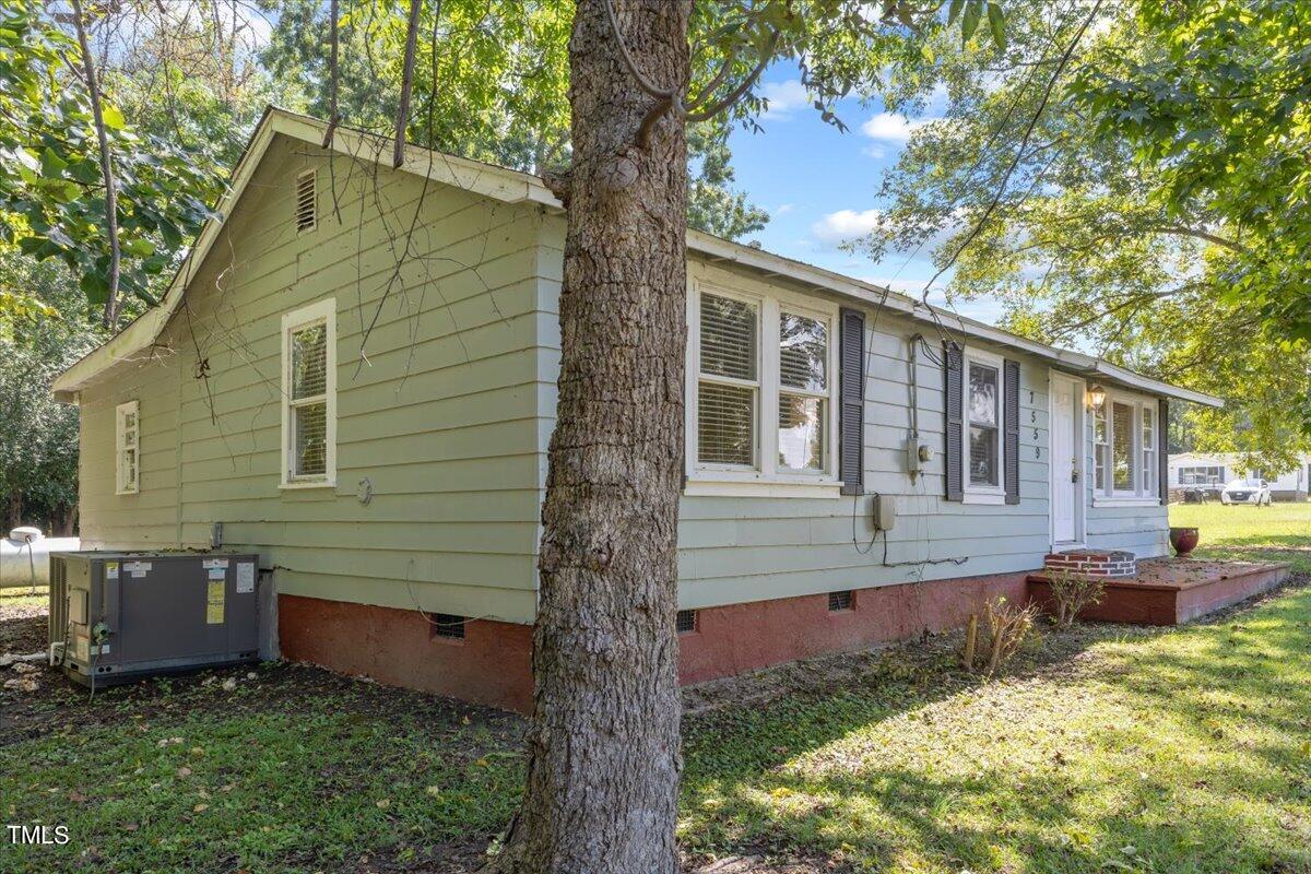 7559 Springhill Church Road Lucama, NC 27851 - Photo 5 of 44 05-7559 Springhill Church Rd