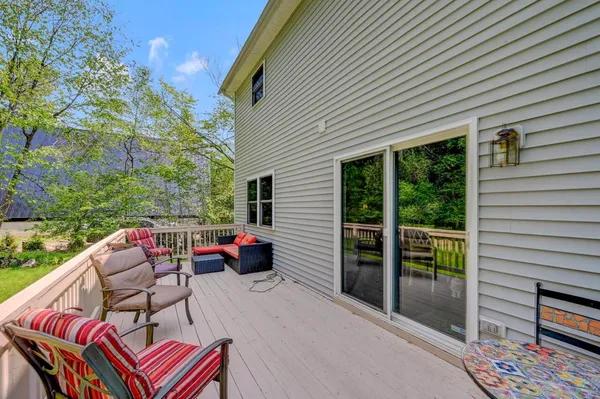 $434,900 | 128 Embill Drive, Blakeslee, PA 18610