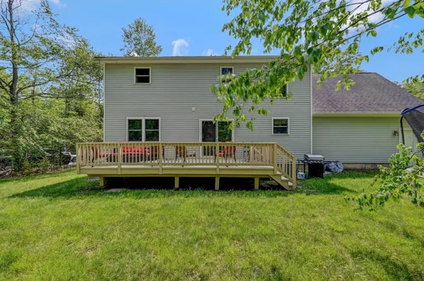 $434,900 | 128 Embill Drive, Blakeslee, PA 18610